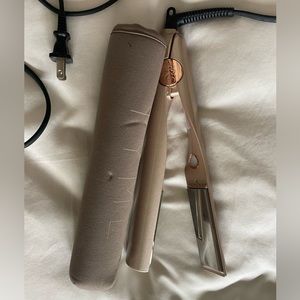 Tyme Iron Pro hair curler and straightener